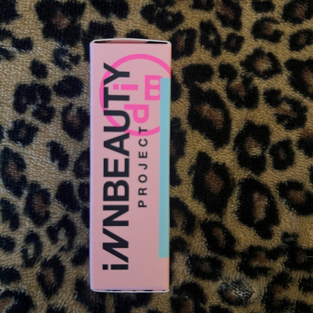 Pink Lip Product